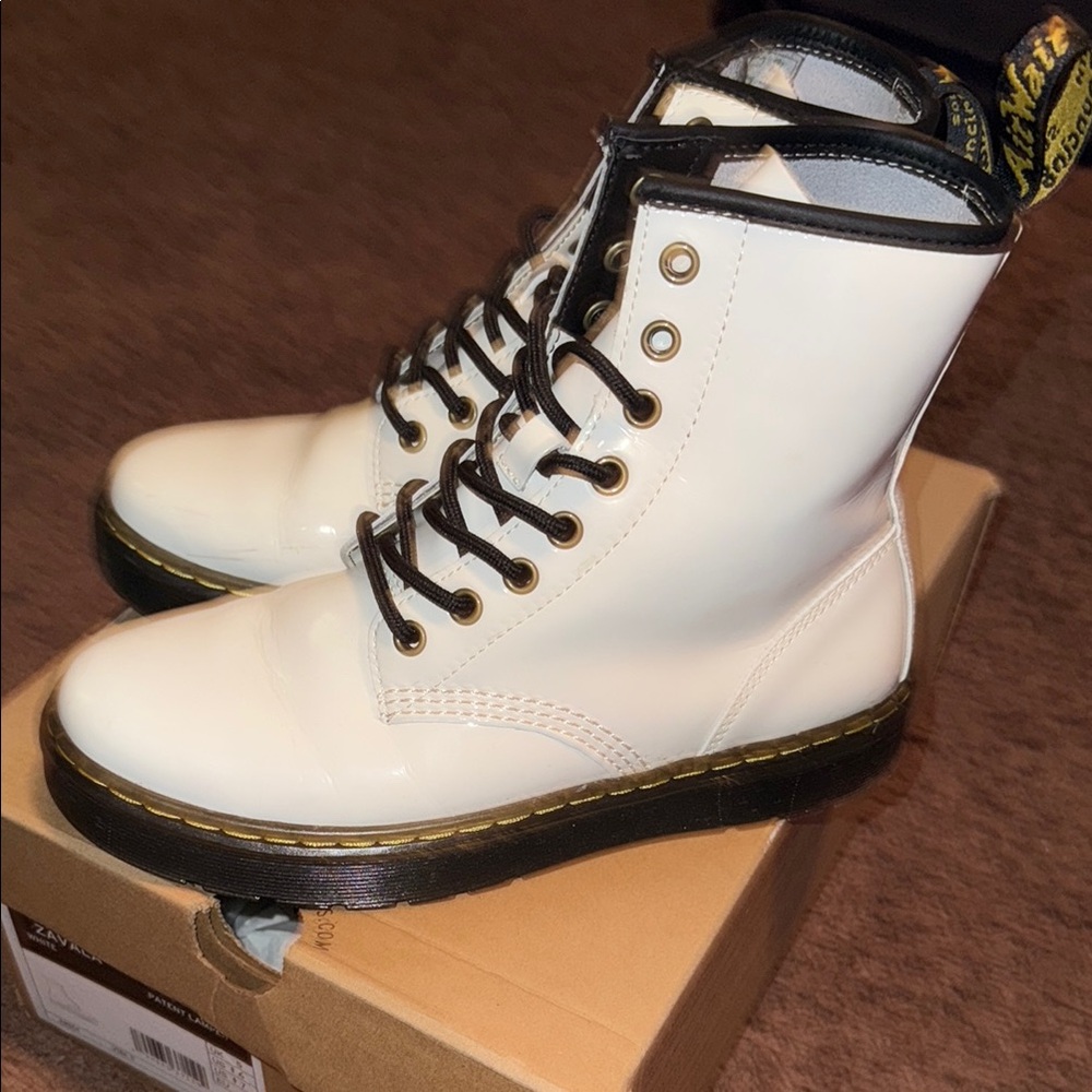 White Lace-Up Women's Boots